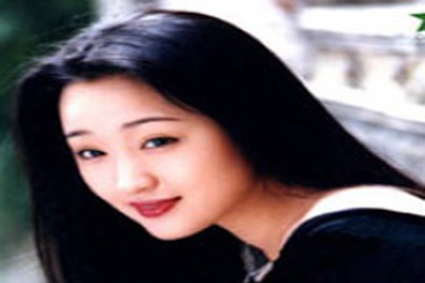 中国娱乐圈十大长发美女 倪妮杨幂纷纷上榜，第一名竟是紫薇